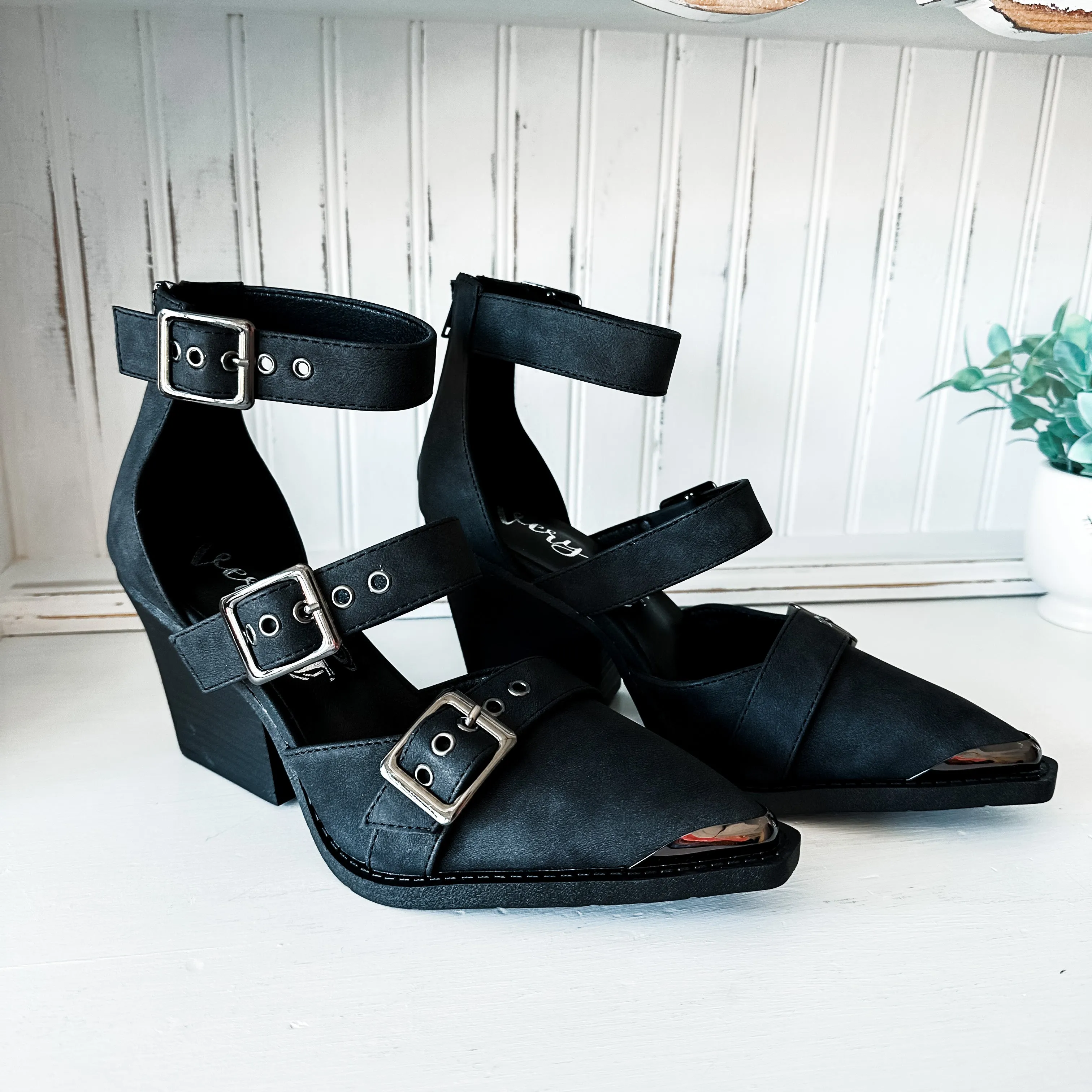 Irina Heels - Black